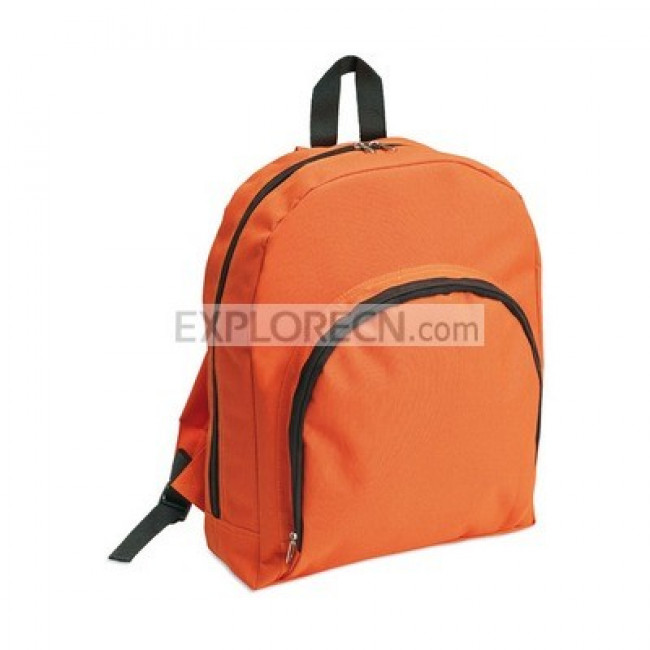 Polyester backpack bag with a contrasted zipper