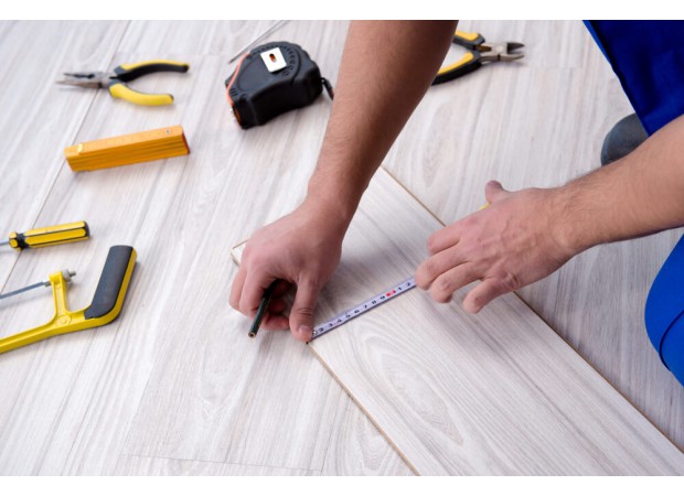 Hardwood vs. Laminate Wood Flooring